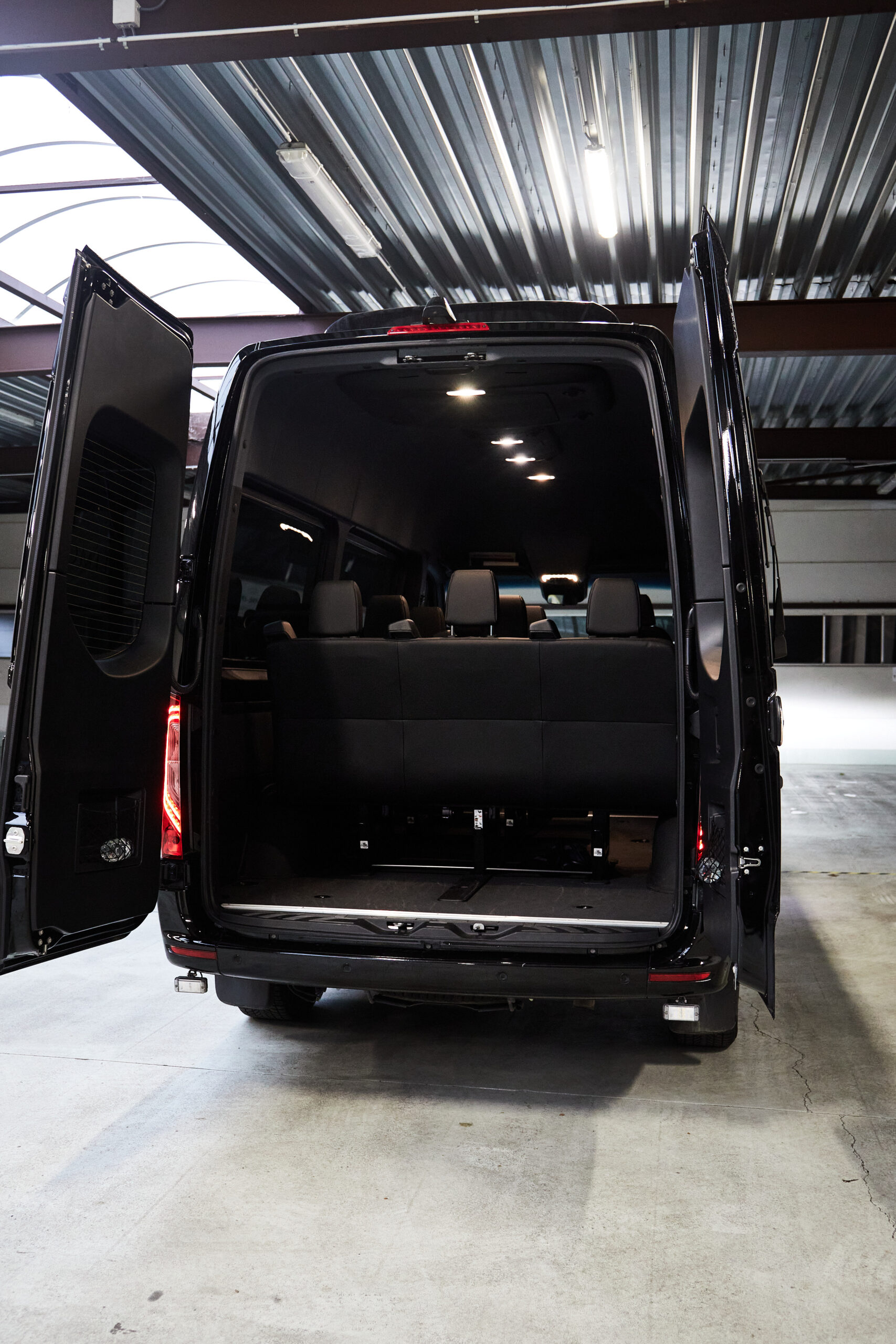 BELGIUM LIMOUSINE_031